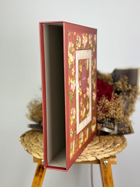 Rabsev 10x15 CM 500 Fotoğraf Kapasiteli Kutulu Çiçek Desenli Lüks Ofset Fotoğraf Albümü Bordo