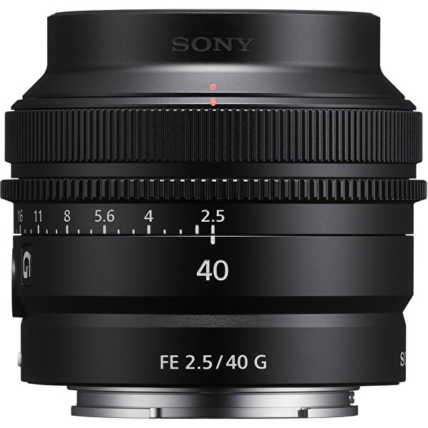 Sony FE 40mm F2.5 G Fotoğraf Makinesi Lensi