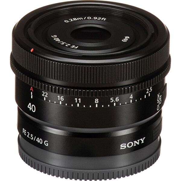 Sony FE 40mm F2.5 G Fotoğraf Makinesi Lensi