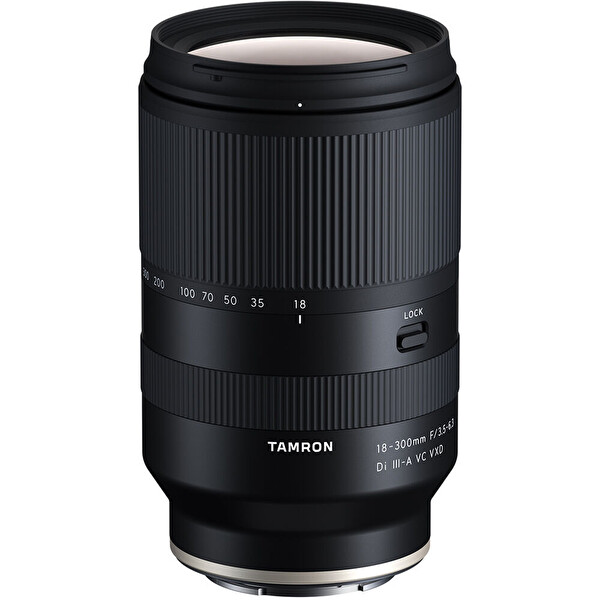 Tamron 18-300mm f/3.5-6.3 Di III-A VC VXD Nikon Z Fotoğraf Makinesi Lensi