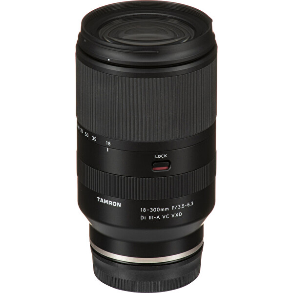 Tamron 18-300mm f/3.5-6.3 Di III-A VC VXD Nikon Z Fotoğraf Makinesi Lensi