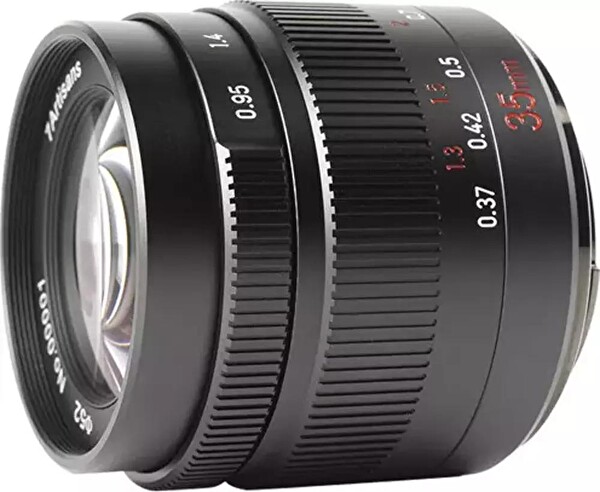 7Artisans 35 MM F0.95 Fuji (FX Mount) MF APS-C Lens Siyah