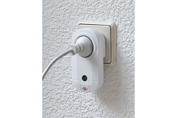 Brennenstuhl Comfort Line Serisi 25 Metre Uzaktan Kumandalı 4'ü Beyaz Priz Seti