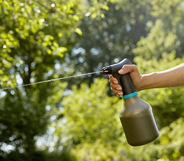 Gardena 11110 Basınçlı İlaçlama Çiçek Sulama Pompası 0.75 Litre