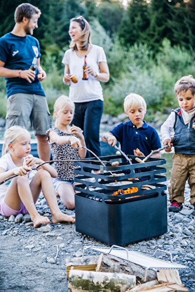 Höfats Cube Ateş Kovası ve Barbekü Seti