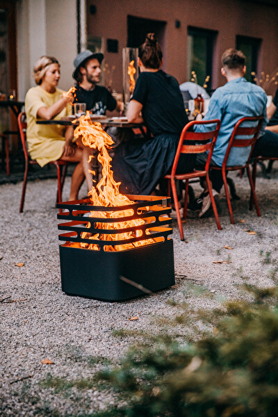 Höfats Cube Ateş Kovası ve Barbekü Seti