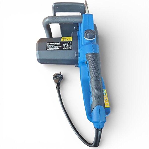 Hyundai HYC200 2000W Elektrikli Ağaç Kesme Uyumlu Motorlu Testere 45 CM Ve Hediye 1 L Zincir Yağı