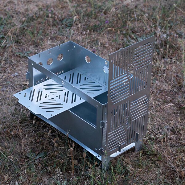 Kamp Ayısı PyroWide Geniş Katlanır 2MM Gri Galvaniz Çelik Çantalı 39.5x26.5x21 CM Metal Ateş Kutusu