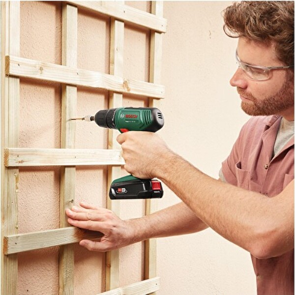 Bosch EasyDrill 18V-40 2.0 Ah Tek Akülü Delme Vidalama Makinesi