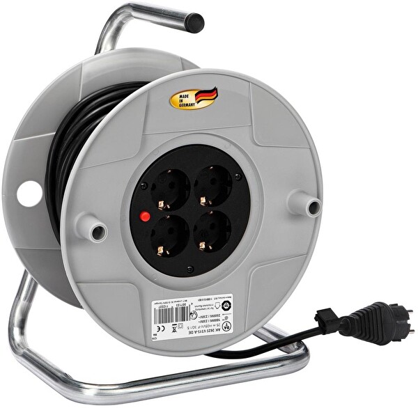 Brennenstuhl Garant Serisi IP20 Lisanslı 16 A Sigorta Şalterli 25 M Makaralı Kablo H05VV-F 3G1.5