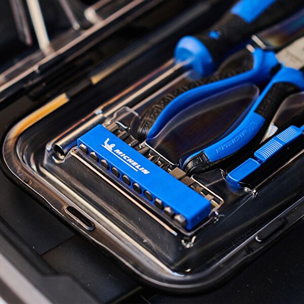 Michelin MC33320 13 Parça CR-V Kargaburnu ve Maket Bıçağı Bits Tornavida Seti