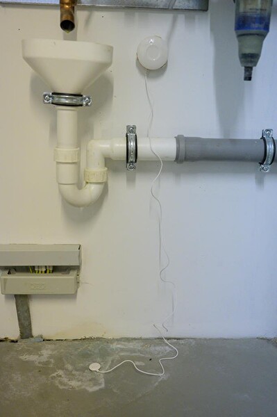 Brennenstuhl Connect Zigbee Serisi IP68 Lisanslı Smart Home 115 CM Kablolu Su Dedektörü WM CZ 01