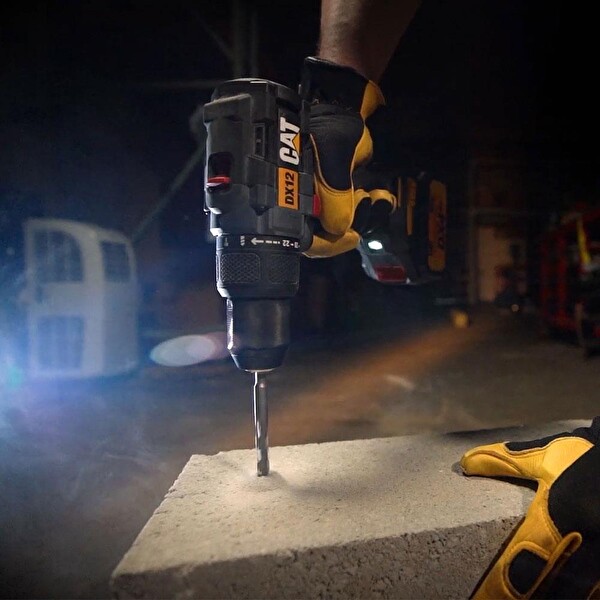 Cat Power DX12K.2 18V 4.0Ah Li-Ion Çift Akülü Kömürsüz Şarjlı Darbeli Matkap + DX71.2 Kömürsüz Darbeli Tornavida Seti