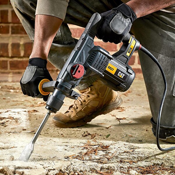 Cat DX27SET 1500 Watt 5.0J 32MM Profesyonel SDS-Plus Kırıcı - Delici + DA03903 3 Parça Kırıcı Uç Seti