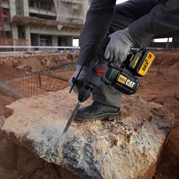 Cat DX21BC 18Volt 2.0 Ah 2.2J Li-ion Tek Akülü Şarjlı Kömürsüz Profesyonel SDS-Plus Pnömatik Kırıcı-Delici