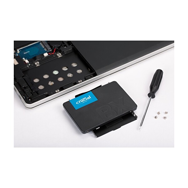 Crucial BX500 CT2000BX500SSD1 2 TB 2.5