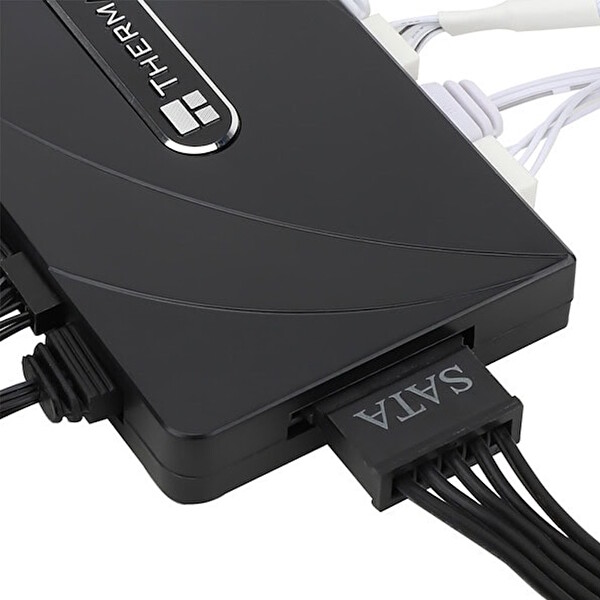 Thermalright FAN-AND ARGB HUB X8 4 Pinli RGB Fan Çoklayıcı