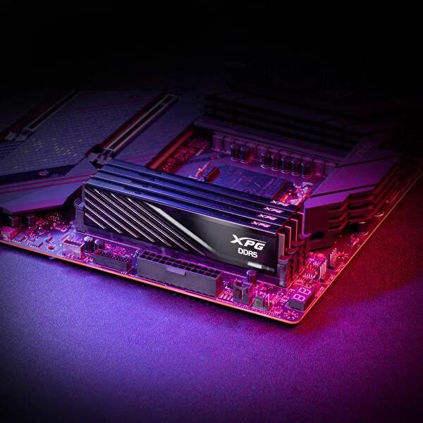 XPG Lancer Blade AX5U6000C3616G-SLABBK 16 GB (1x16) DDR5 6000 MHz CL36 Gaming Oyuncu RAM