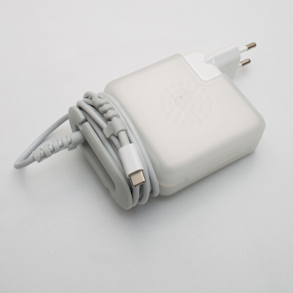 SyncCase MacBook Air Type-C 29W 30W 35W Uyumlu Şarj Aleti Kılıfı Kablo Düzenleyici