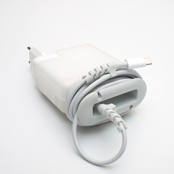 SyncCase MacBook Air Type-C 29W 30W 35W Uyumlu Şarj Aleti Kılıfı Kablo Düzenleyici