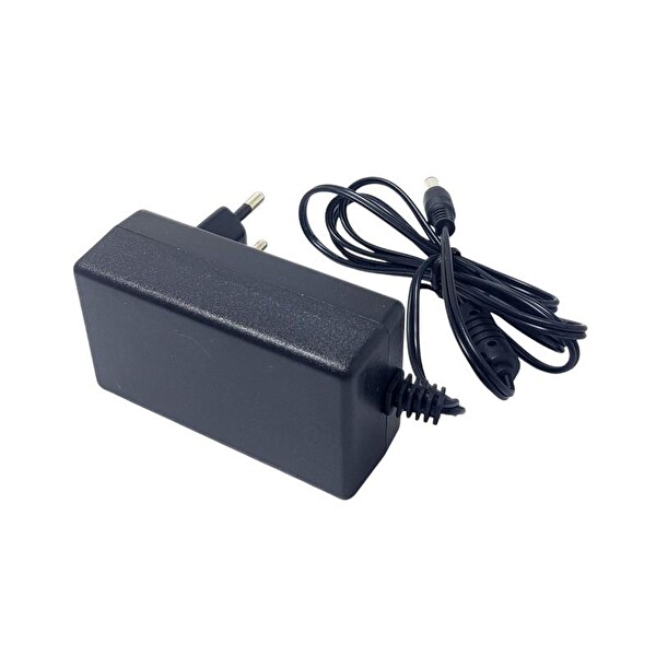 WEKO 24 Volt 1 Amper Plastik Kasa Priz Tipi 5.5x2.5 MM Uçlu Adaptör