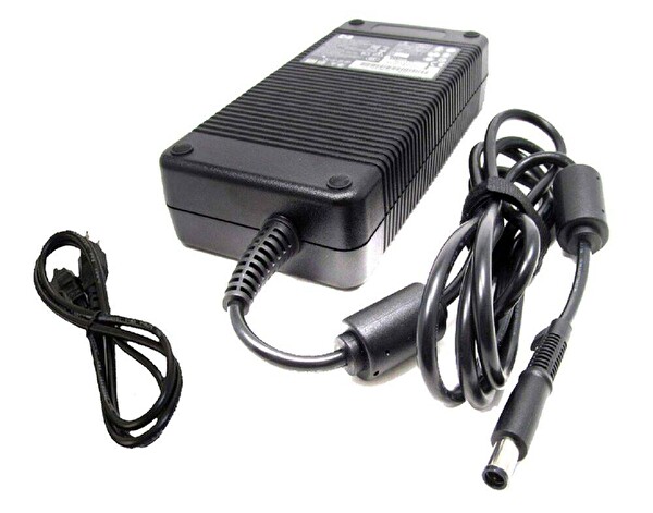 İnfostar Dell Latitude E5470U N009LE5470U14EMEA_U ile Uyumlu Laptop Adaptör