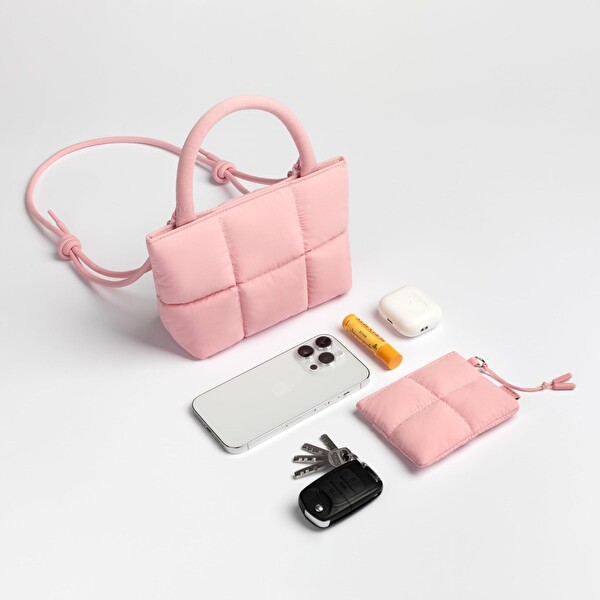 Comfyable Puffy Mini El Çantası - Ayarlanabilir Askılı Küçük ve Hafif Çapraz Askılı Çanta - Pembe