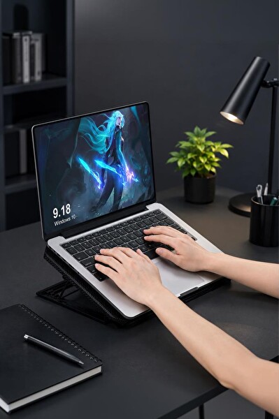 Torima CF13 Laptop Soğutucu Ayarlanabilir RGB Dizüstü Bilgisayar Soğutma Fanı Siyah