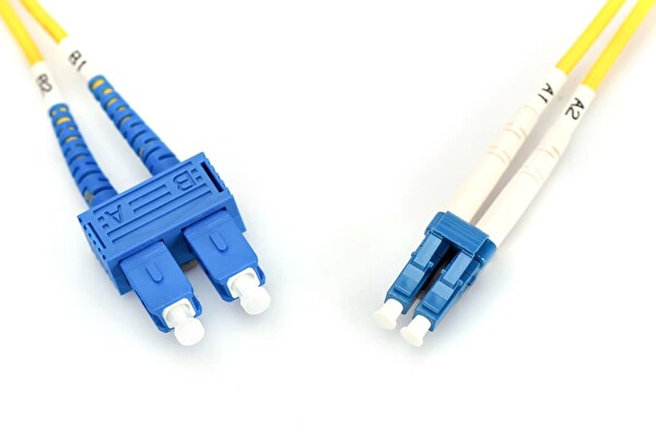 Digitus FO Patch Cord Duplex LC To SC SM OS2 09/125 - 2 M Çift Yönlü Network Kablosu