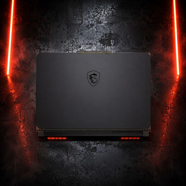 MSI Cyborg 15 B2RWFKG-207XTR007 Core5 210H 64GB 2TBSSD RTX5060 15.6