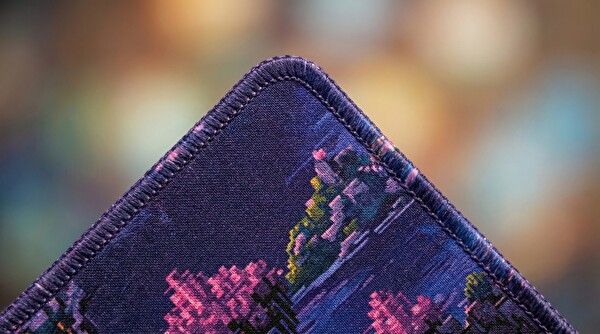 Oryn Pixart Violet Realm Edition 80x30 Gaming Mouse Pad