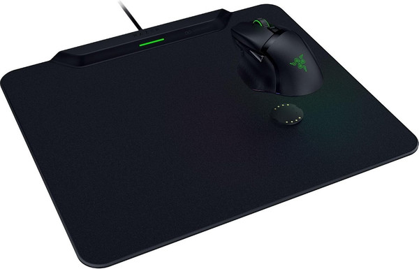 Razer HyperFlux V2 Charging Mouse Pad - RZ81-04930100-B3M1