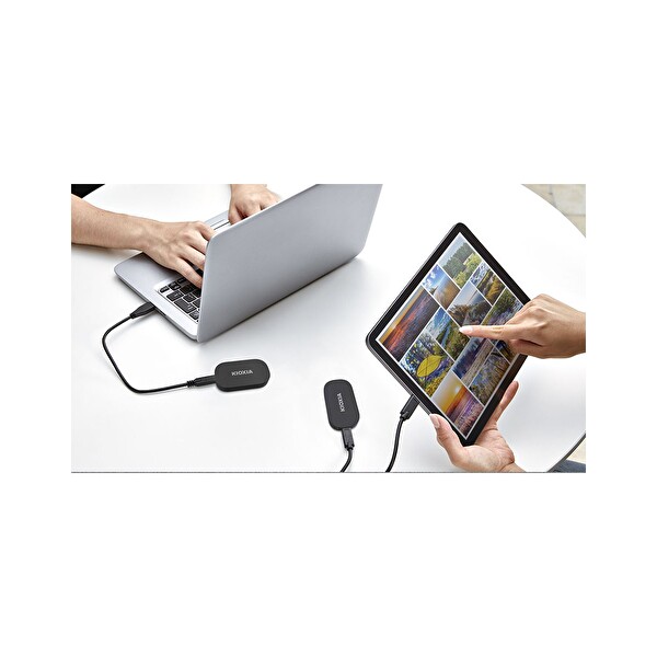 Kioxia Exceria Plus G2 LXD20K002TG8 USB 3.2 2 TB Taşınabilir SSD