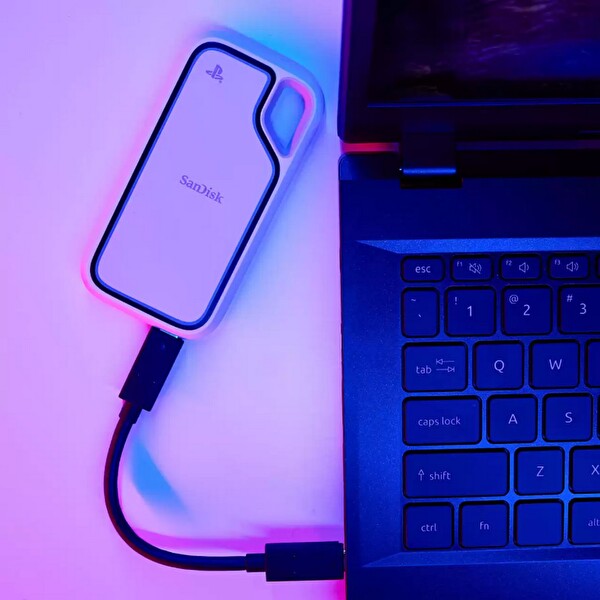 Sandisk Extreme SDSSDE62P-1T00-G25 1 TB 1000 MB/s USB 3.2 Gen 2 PlayStation 5 ve PC Uyumlu Taşınabilir SSD