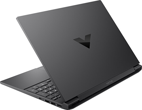 HP Victus Gaming Amd Ryzen 7-7445HS 32 GB RAM 4 TB SSD RTX 3050 4 GB 15.6