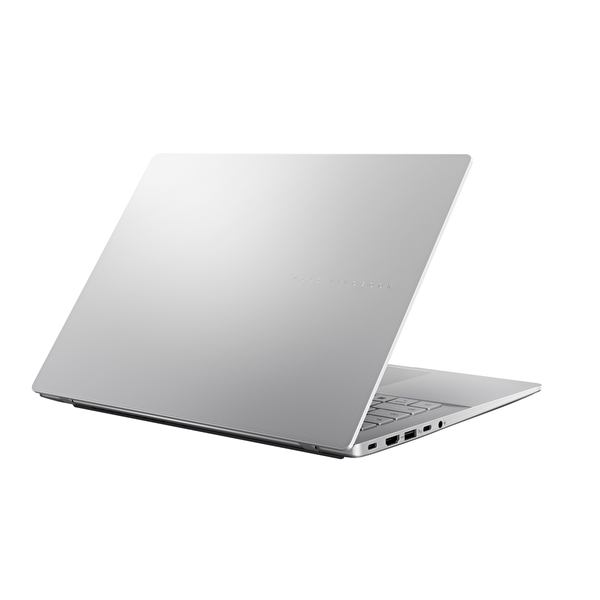 Asus Vivobook S14 Core 5 210H 24 GB RAM 2 TB SSD UHD Graphics 14