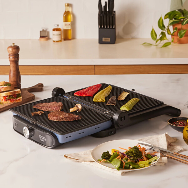 Karaca Gastro Grill Glass Premium 2400 W Mavi Tost Makinesi