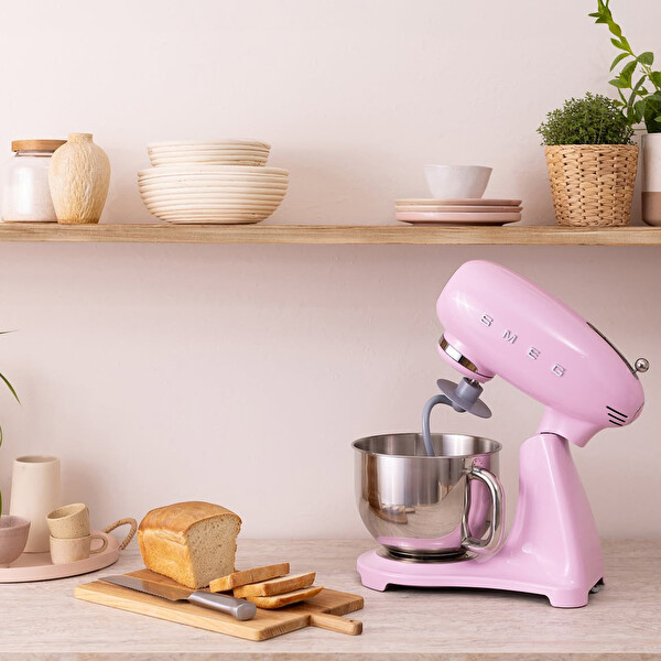 Smeg SMF05BLEU Pembe Gövde Hamur Karıştırma Makinesi Pembe