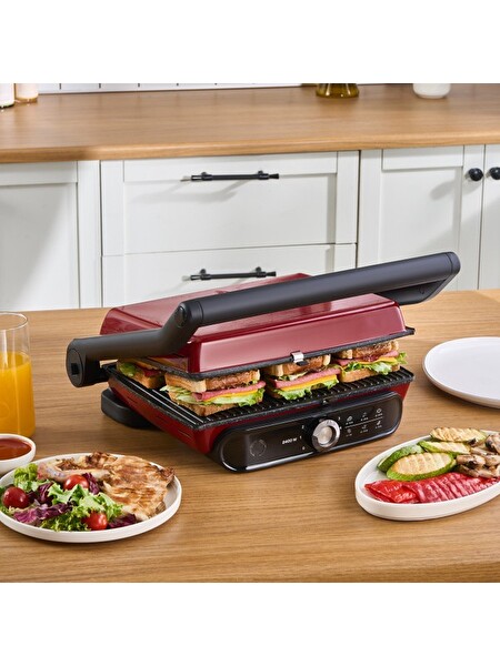 Karaca Gastro Grill Pro 2400W Kırmızı Izgara ve Tost Makinesi Yanmaz Yapışmaz Kaplama Özelliği