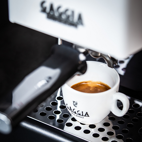 Gaggia RI9480/13 New Classic Pro 2019 Beyaz Espresso Makinesi