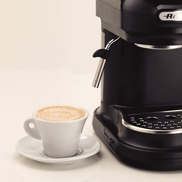 Ariete Moderna Espresso Kahve Makinesi Siyah