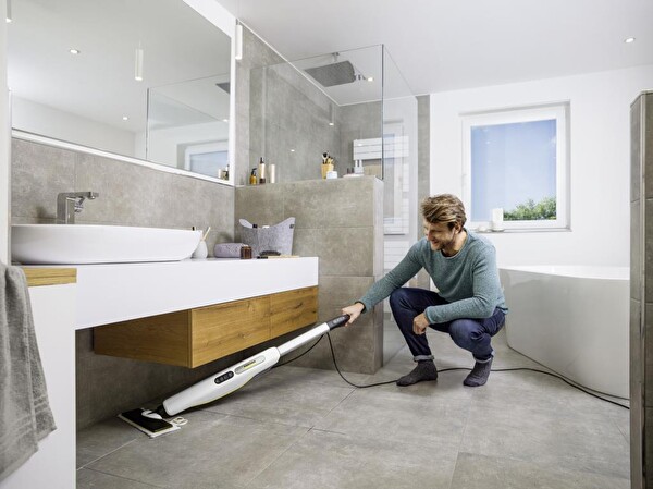 Karcher SC3 UPRIGHT Beyaz Buharlı Temizleme Makinesi