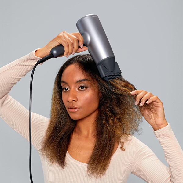 Braun BRHD435E HD4.3 Iontec Difüzörlü 3 Başlıklı 2200W Saç Kurutma Makinesi