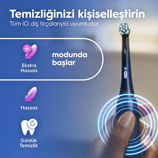 Oral-B iO2 Şarjlı Elektrikli Diş Fırçası 2'li Set - Siyah ve Orman Yeşili - 2 Fırça Başlığı - Seyahat Kabı