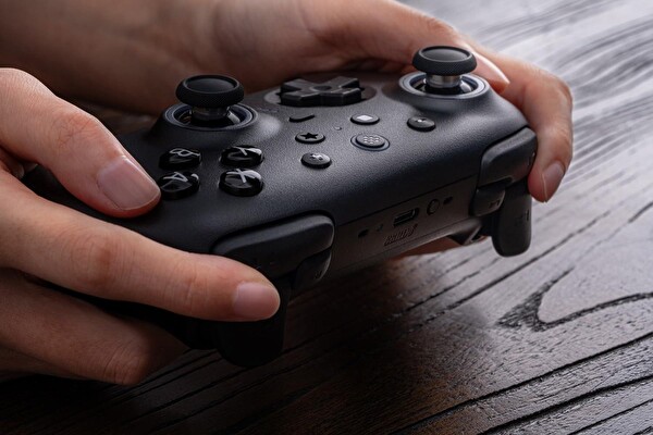 8bitdo Pro Controller Ultimate 2 Nintendo Switch 2 Ve Windows Uyumlu Bluetooth Şarj Dock Siyah Oyun Kolu