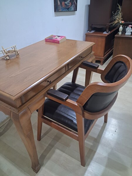 Bengi Ankara Mobilya 90630 İlham Klasik Ceviz Çalışma Masası
