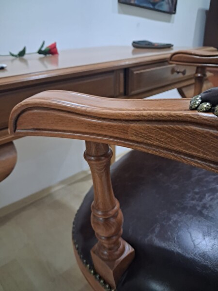 Bengi Ankara Mobilya İlham 90632 Döner Sandalye Klasik Ceviz Çalışma Masası