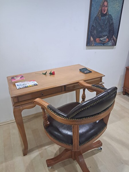 Bengi Ankara Mobilya İlham 90632 Döner Sandalye Klasik Ceviz Çalışma Masası