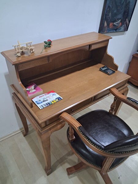 Bengi Ankara Mobilya İlham 90635 Döner Sandalye Klasik Ceviz Çalışma Masası
