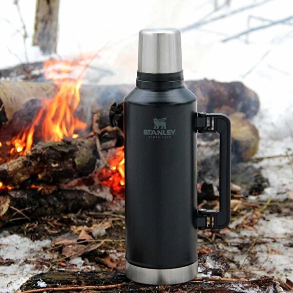 Stanley Klasik Vakumlu 1.4 L Çelik Yeşil Termos